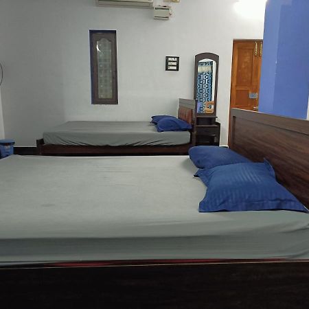 Rr Home Stay Karaikal Zimmer foto