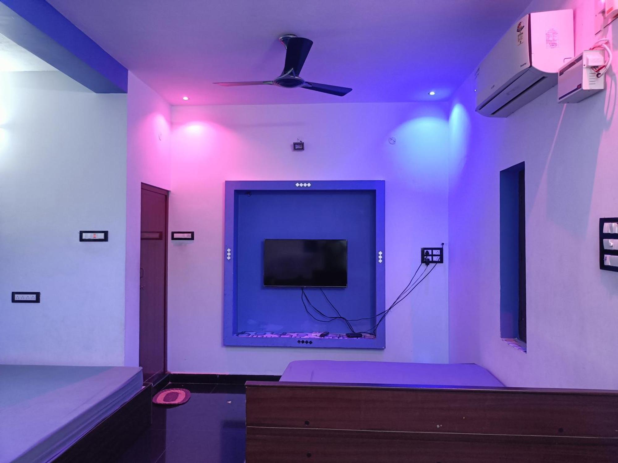Rr Home Stay Karaikal Zimmer foto